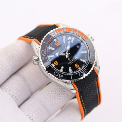 2026 New Swiss automatic watch for men Ceramic bezel Water resistant to 100 meters Mechanical watch Sapphire crystal Luminous watch for men