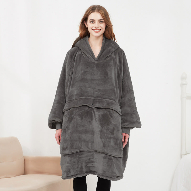 USB-heated hooded oversized blanket with built-in heating