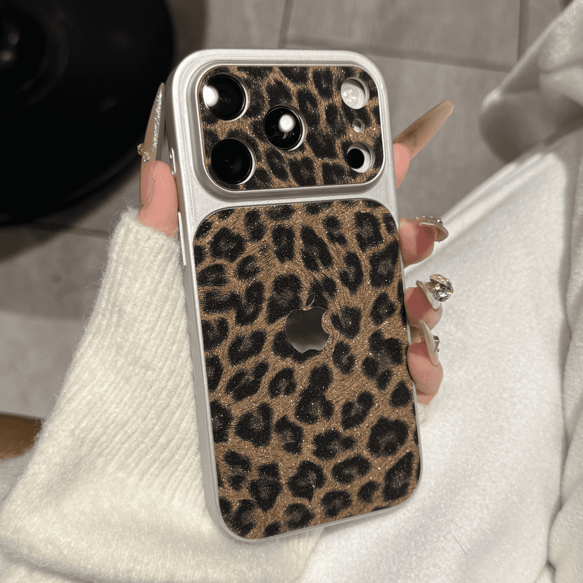 2026 New Premium Glitter Leopard Print Case